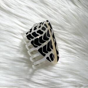 Hawaiian Hebrew Cone Claw Clip Seashell Hair Clip